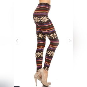 J & K Buttery Smooth Southwestern Snowflake Stretch Leggings Women's OS